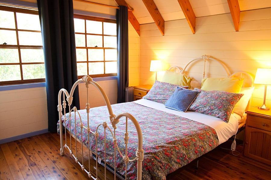 Minimbah Farm Cottages-Family Farmstay- Choose From 2 & 3 Bedroom Cottages And 6 Bedroom House Kangaroo Valley Exterior photo